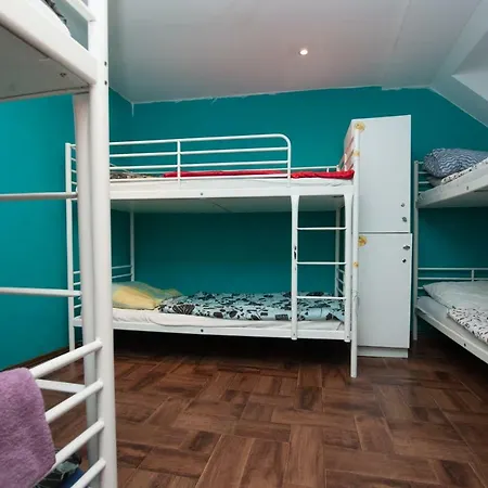 Backpacker Hostel *
